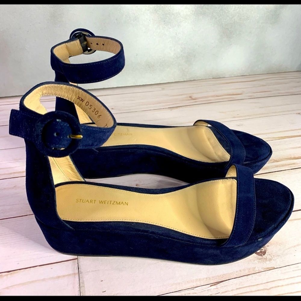 STUART WEITZMAN Blue suede/ leather platform 7.5